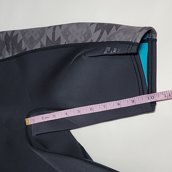 Billabong 2mm Synergy Back Zip Springsuit Short Sleeves Black Wetsuit/ Size 4 - Picture 7 of 13